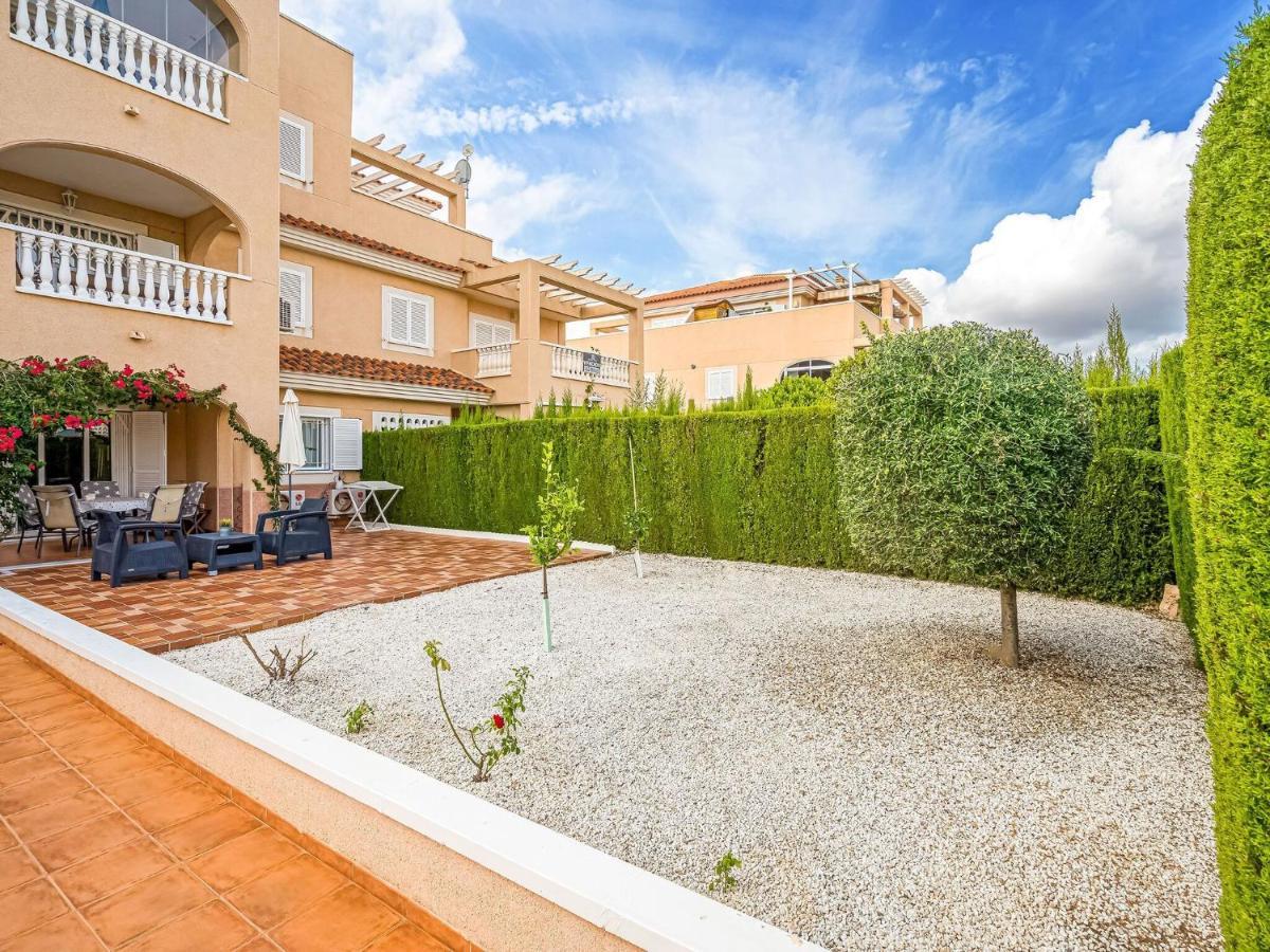 Belvilla By Oyo Lovely Bungalow With Swimming Pool Orihuela Zimmer foto