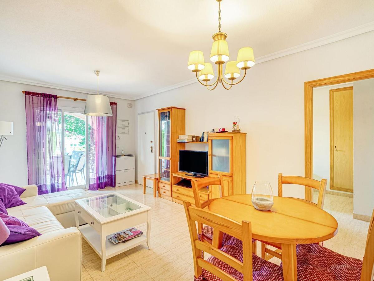 Belvilla By Oyo Lovely Bungalow With Swimming Pool Orihuela Exterior foto